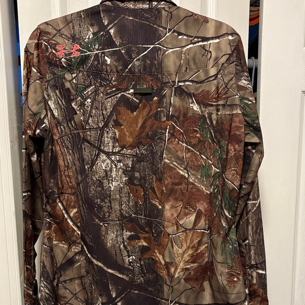 Under Armour Womens Woodland Camo Shirt - Picture 8 of 10